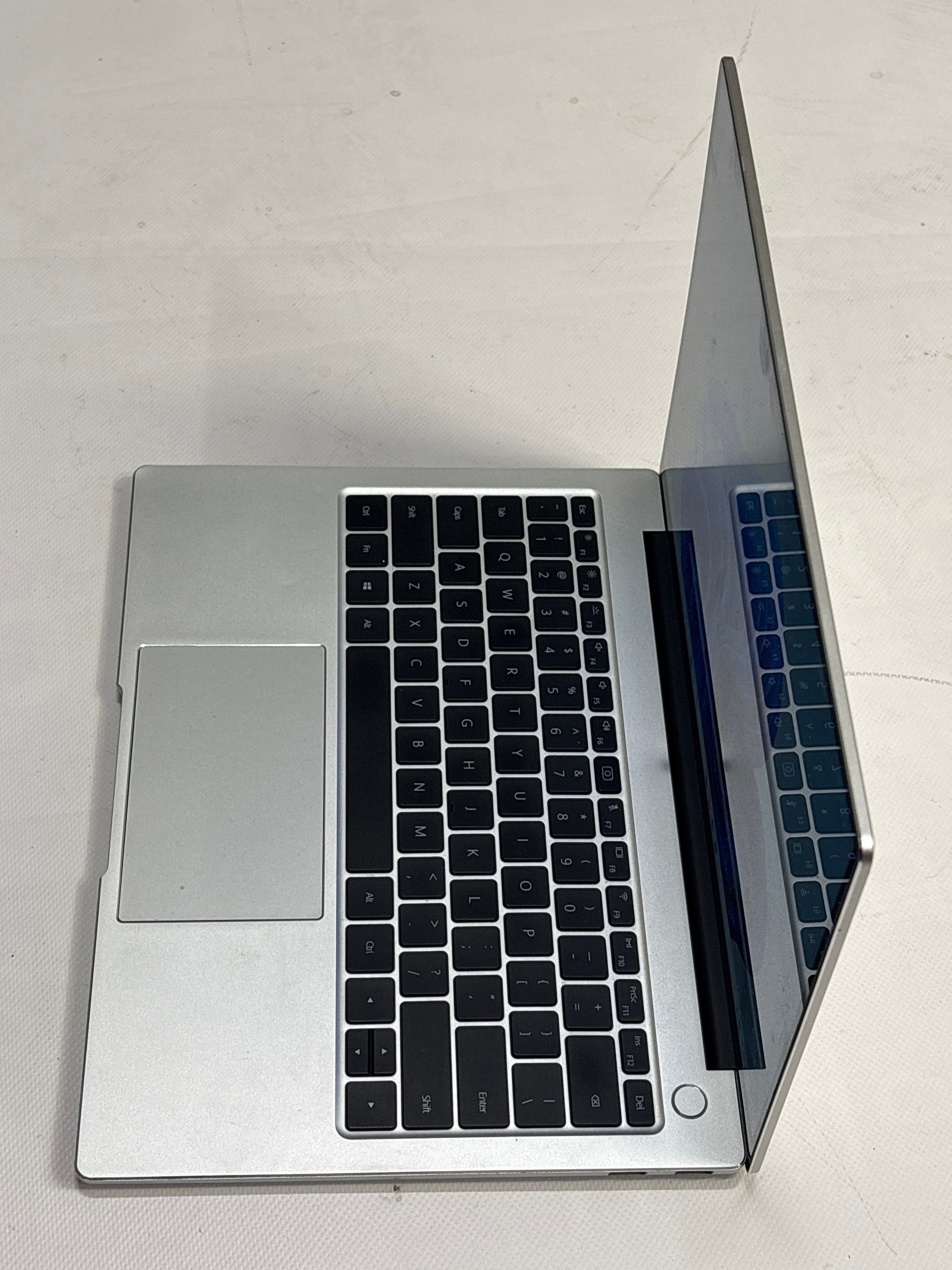 Huawei MateBook 14 – AMD Ryzen 7 4800H, 16 GB RAM, 512 GB SSD, 14" 2K Touchscreen, Windows 11 | 12 Monate Garantie