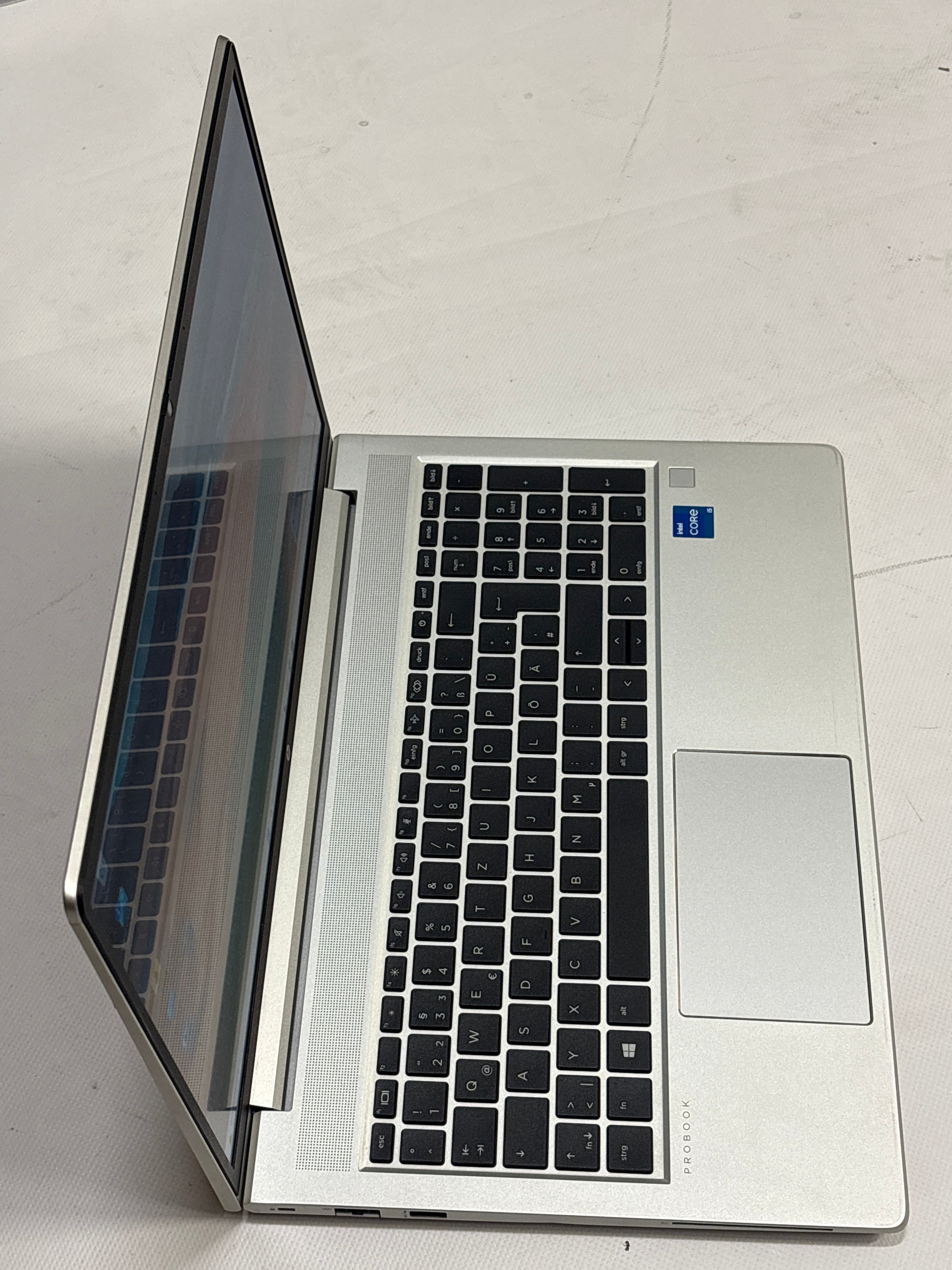 HP ProBook 650 G8 – Intel Core i5-1135G7, 16 GB RAM, 256 GB NVMe SSD, 15,6" Full HD, Windows 11 Pro | 12 Monate Garantie