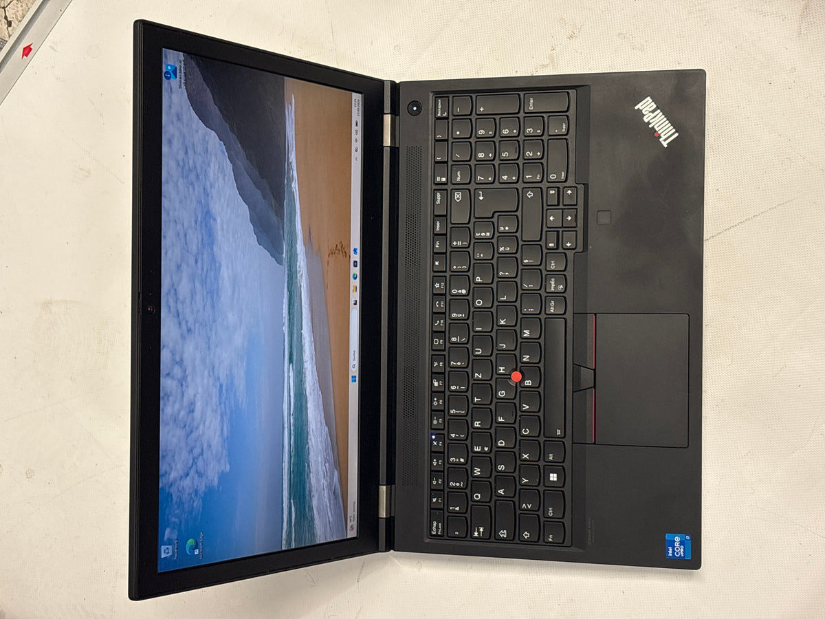 Lenovo ThinkPad P15 Gen 2 – Intel Core i7-11850H, 32 GB RAM, 512 GB NVMe SSD, NVIDIA RTX A2000 4 GB, 15,6" Full HD, Windows 11 Pro | 12 Monate Garantie