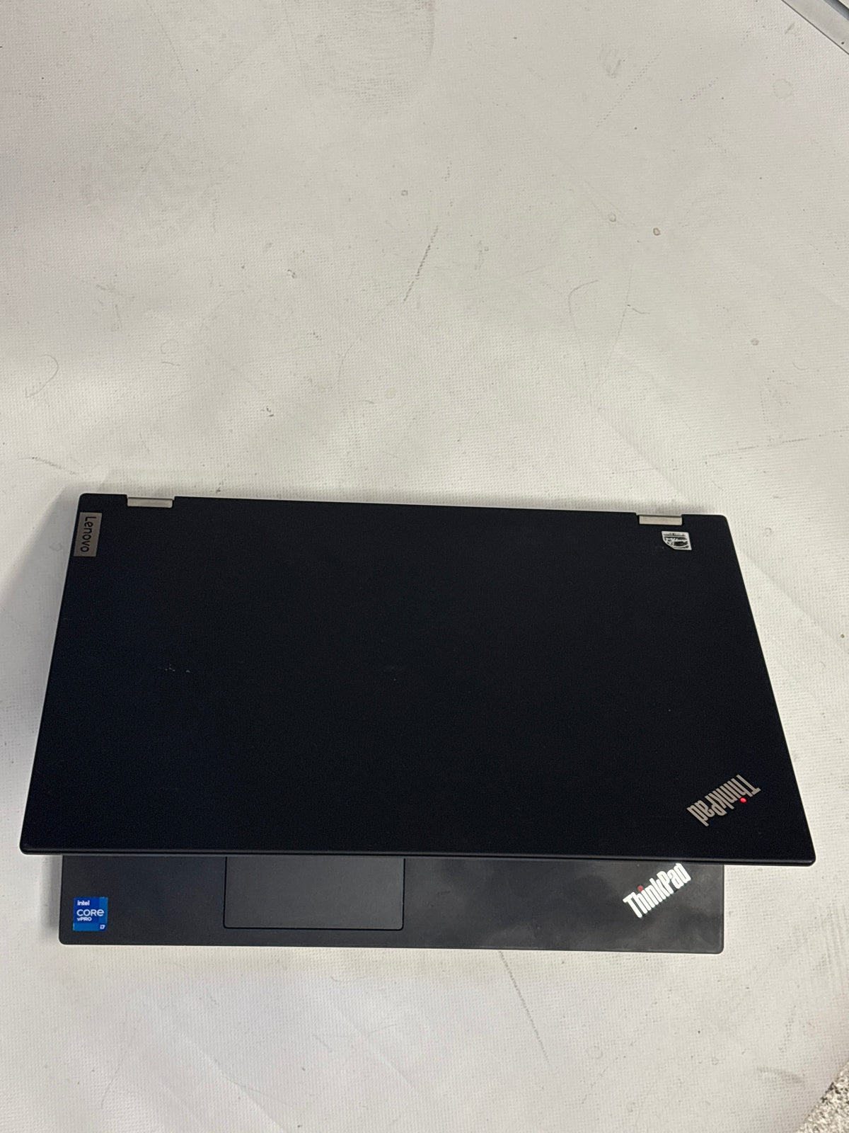 Lenovo ThinkPad P15 Gen 2 – Intel Core i7-11850H, 32 GB RAM, 512 GB NVMe SSD, NVIDIA RTX A2000 4 GB, 15,6" Full HD, Windows 11 Pro | 12 Monate Garantie