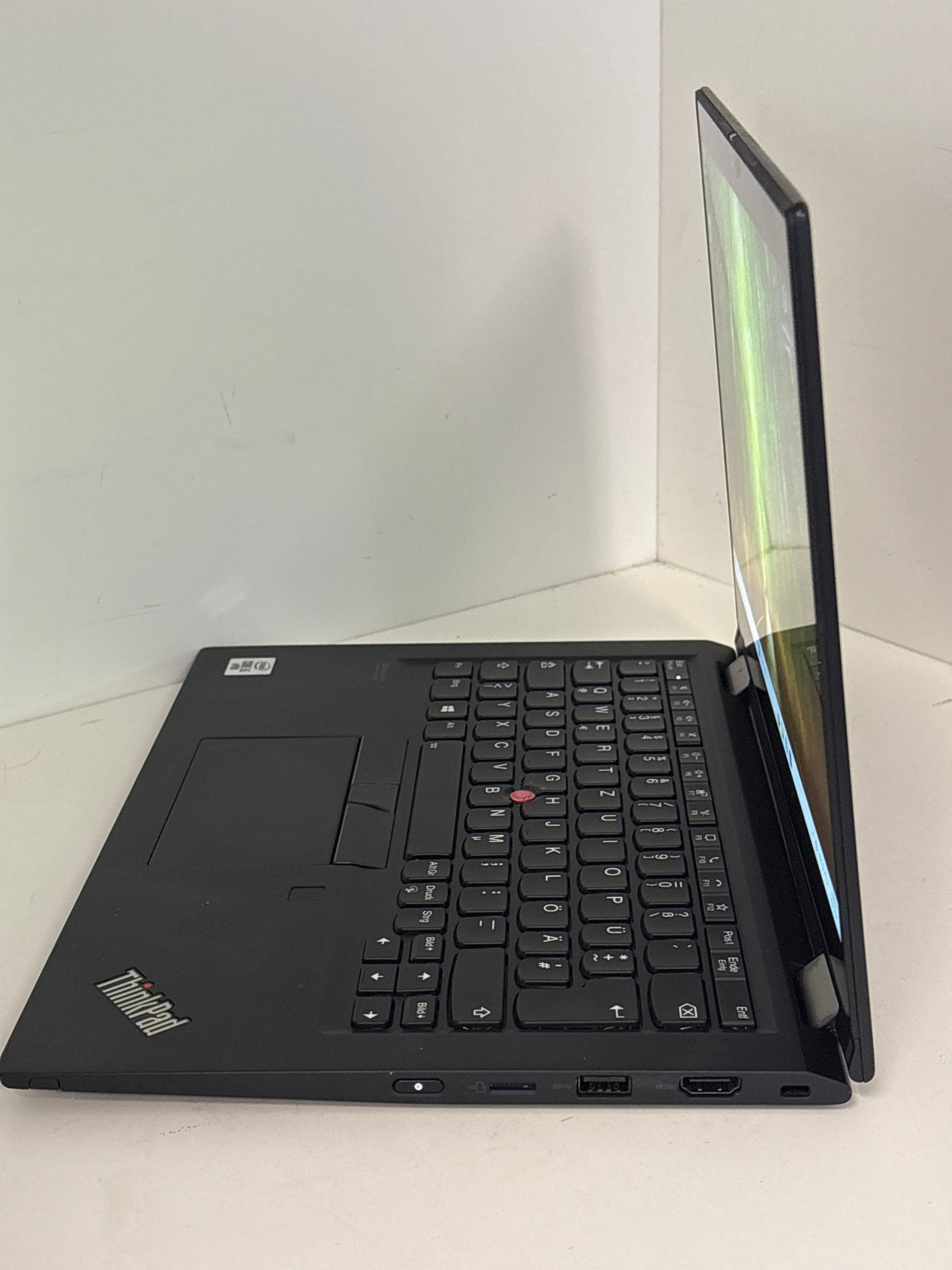 Lenovo ThinkPad X13 Yoga Gen 1 – Intel Core i5-10310U, 8 GB RAM, 256 GB SSD, 13,3" Full HD Touchscreen, Windows 11 Pro | 12 Monate Garantie