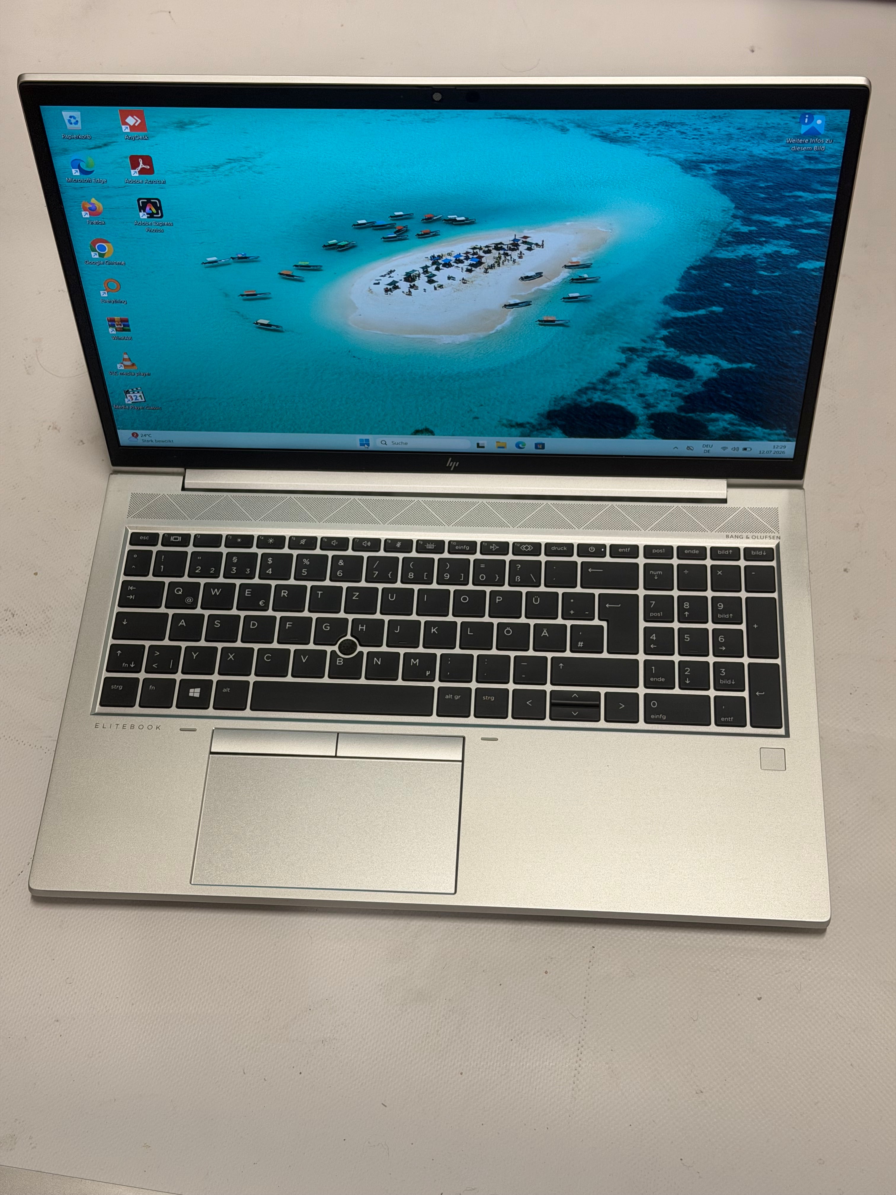 HP EliteBook 850 G8 - Intel Core i5-1135G7, 16 GB RAM, 256 GB NVMe SSD, 15,6" Full HD, Windows 11 Pro