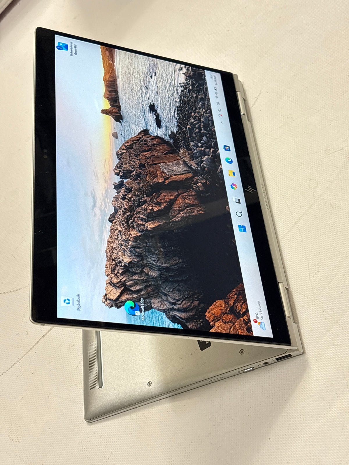 HP EliteBook x360 1030 G3 – Intel Core i5-8250U, 8 GB RAM, 256 GB SSD, 13,3" Full HD Touch, Windows 11 Pro | 12 Monate Garantie