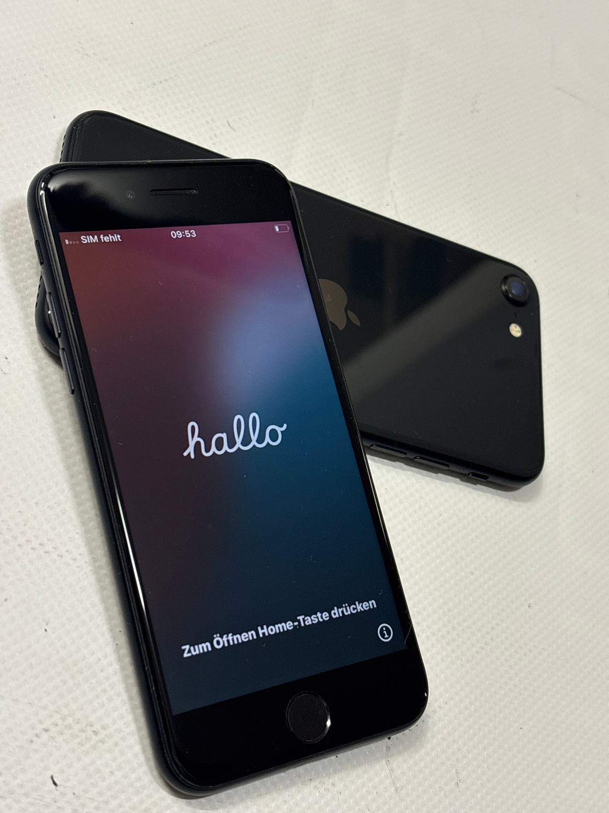 Apple iPhone SE (2020) – 64 GB / 128 GB, verschiedene Farben, guter Zustand | 12 Monate Garantie