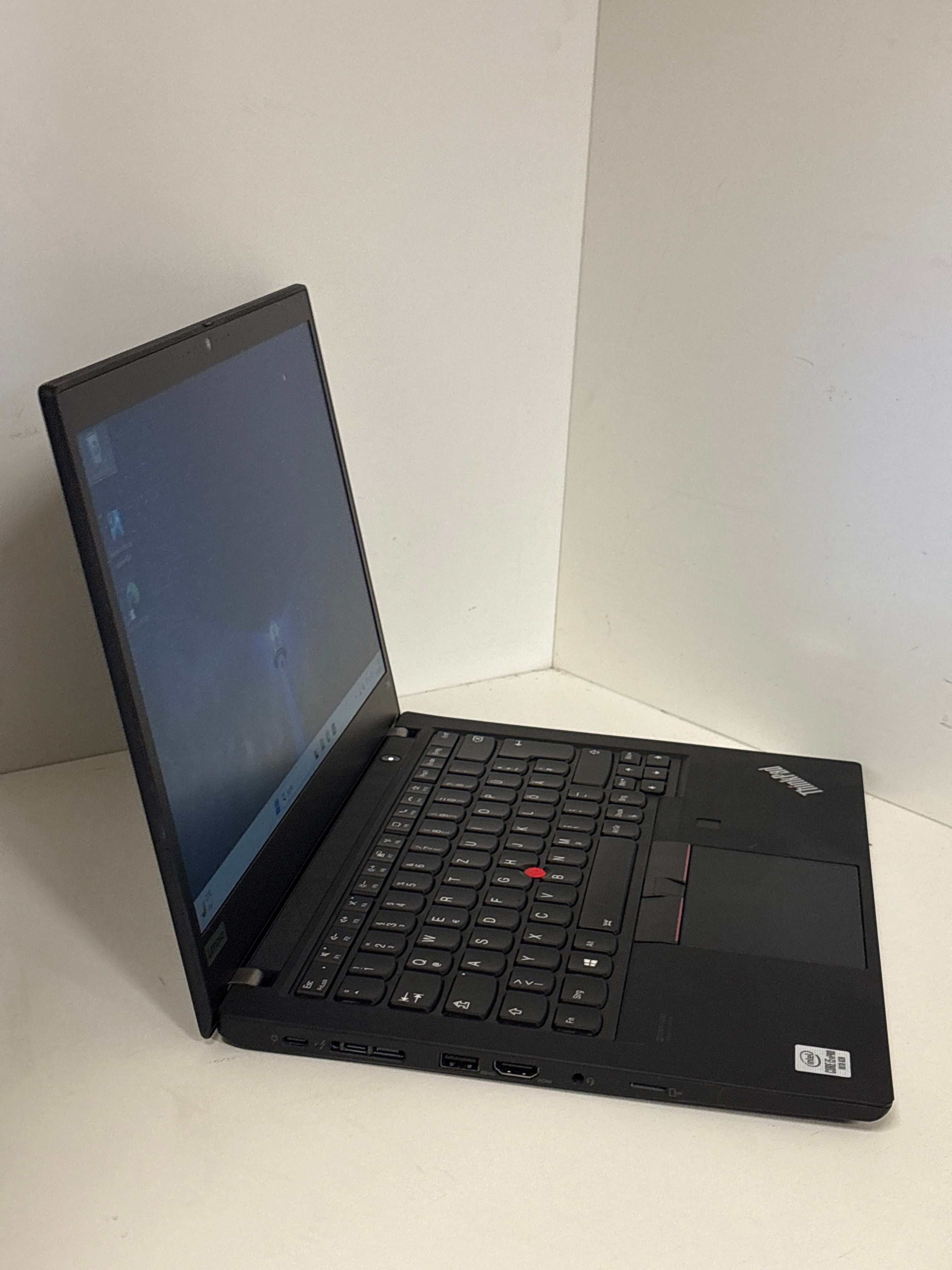 Lenovo ThinkPad T14 Gen 1 – Intel Core i5-10310U, 16 GB RAM, 256 GB SSD, 14" Full HD, Windows 11 Pro | 12 Monate Garantie