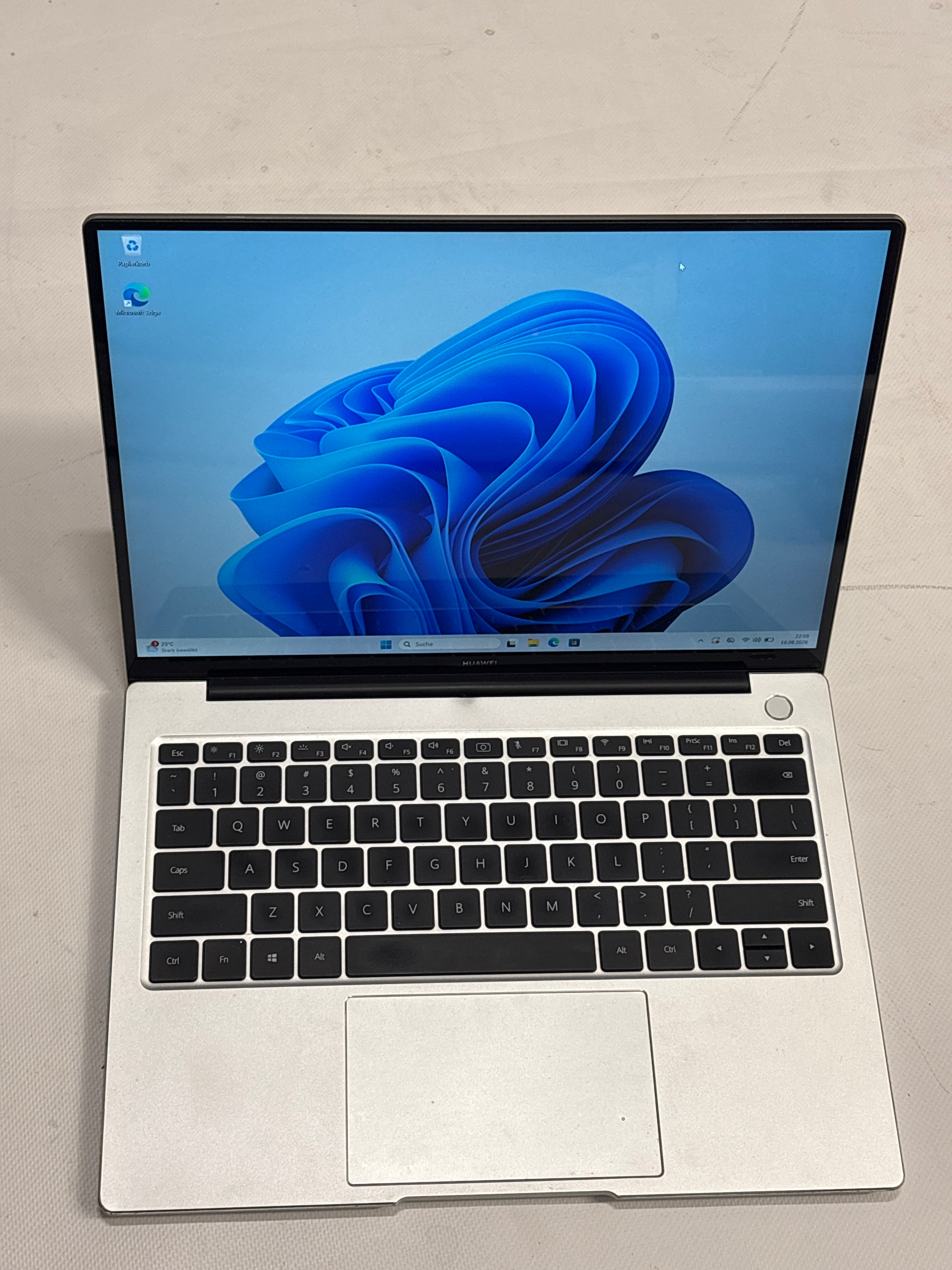Huawei MateBook 14 – AMD Ryzen 7 4800H, 16 GB RAM, 512 GB SSD, 14" 2K Touchscreen, Windows 11 | 12 Monate Garantie