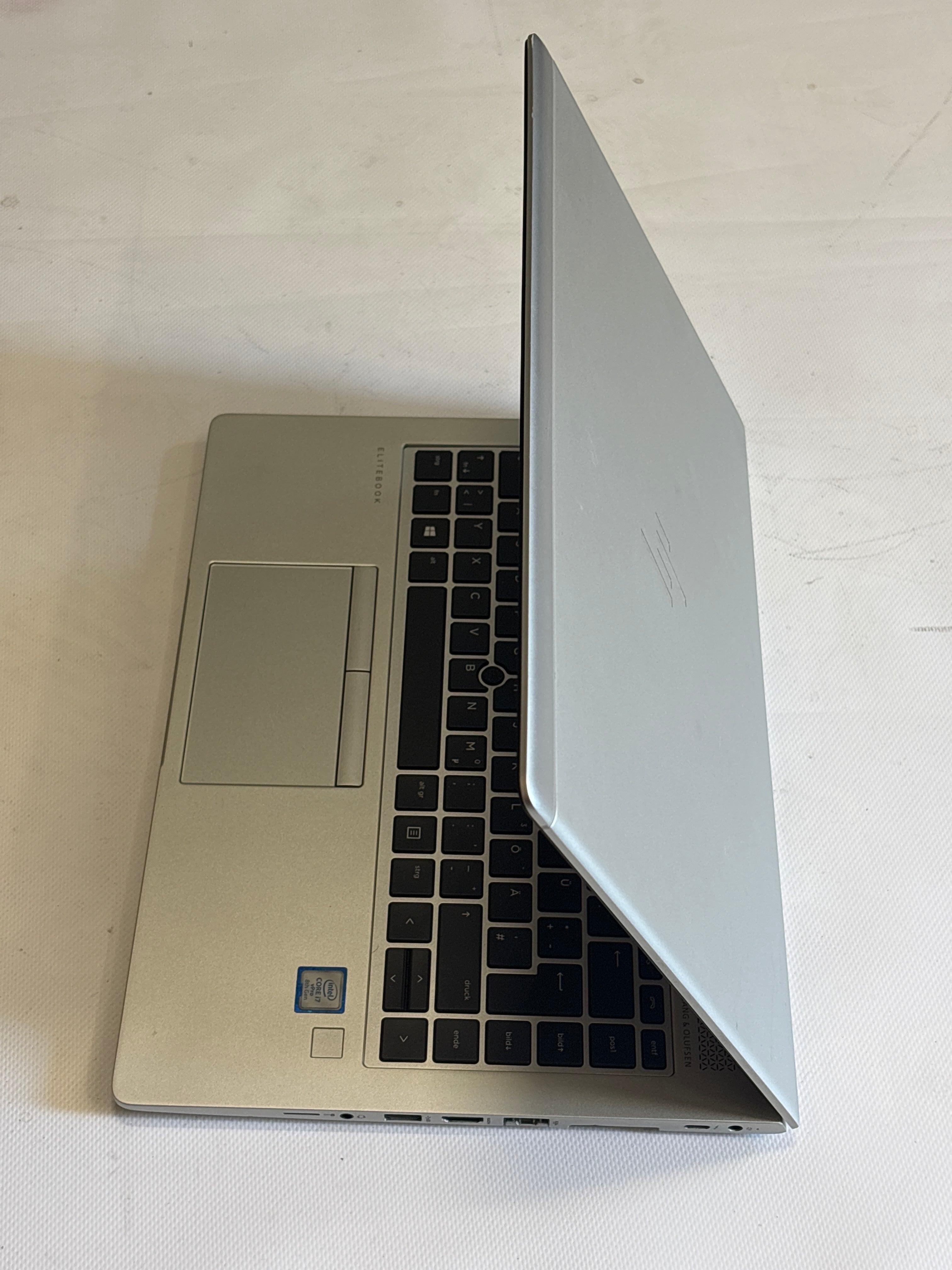 HP EliteBook 840 G6 – Intel Core i5/i7, 8–16 GB RAM, 256 GB M.2 SSD, 14" Full HD, Windows 11 Pro