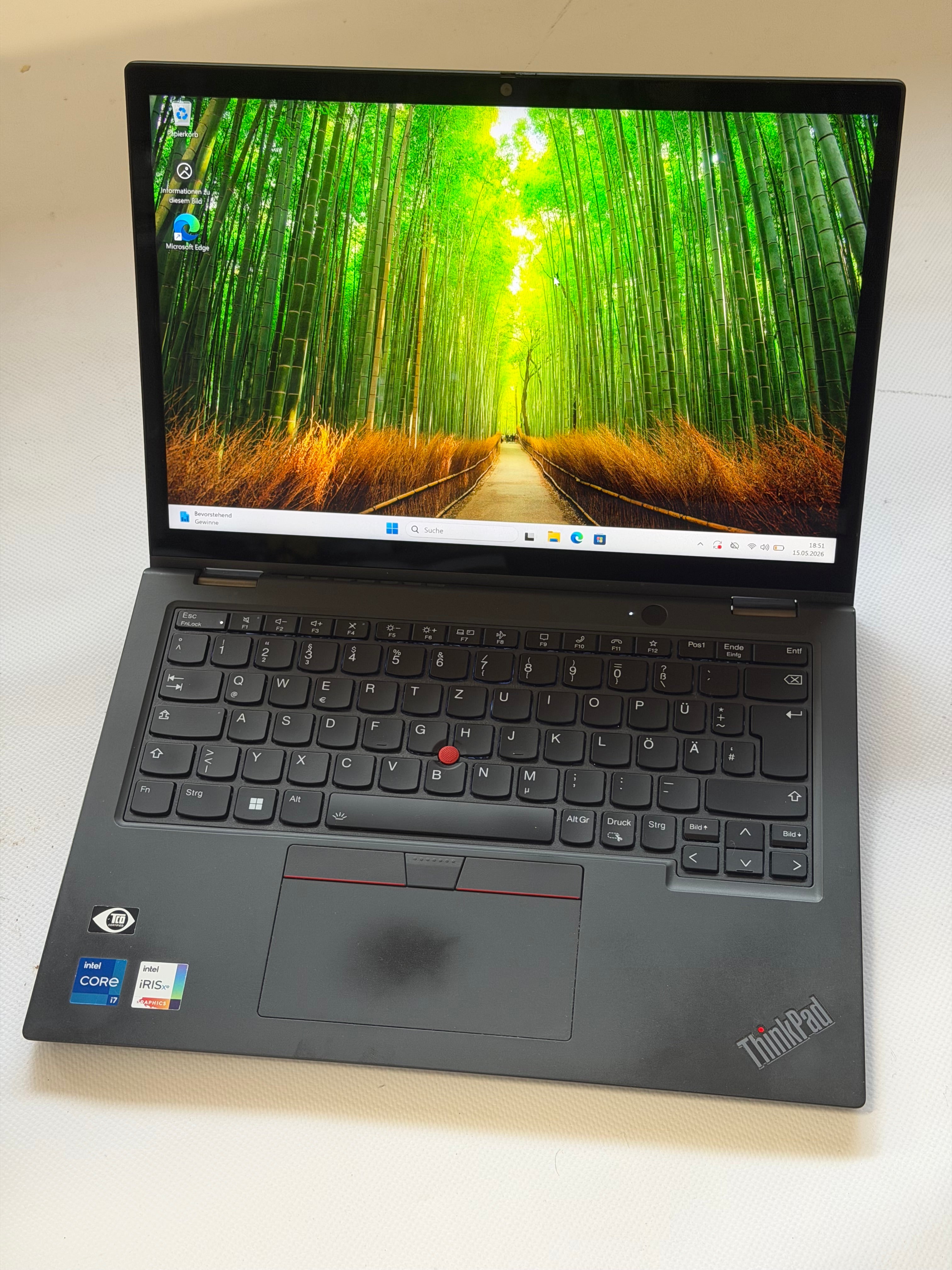 Lenovo ThinkPad L13 Yoga Gen 3 # Intel Core i7-1255U # 16 GB DDR4-3200 MHz # 512 GB # 3,3" WUXGA (1920 × 1200) Touchscreen-Display