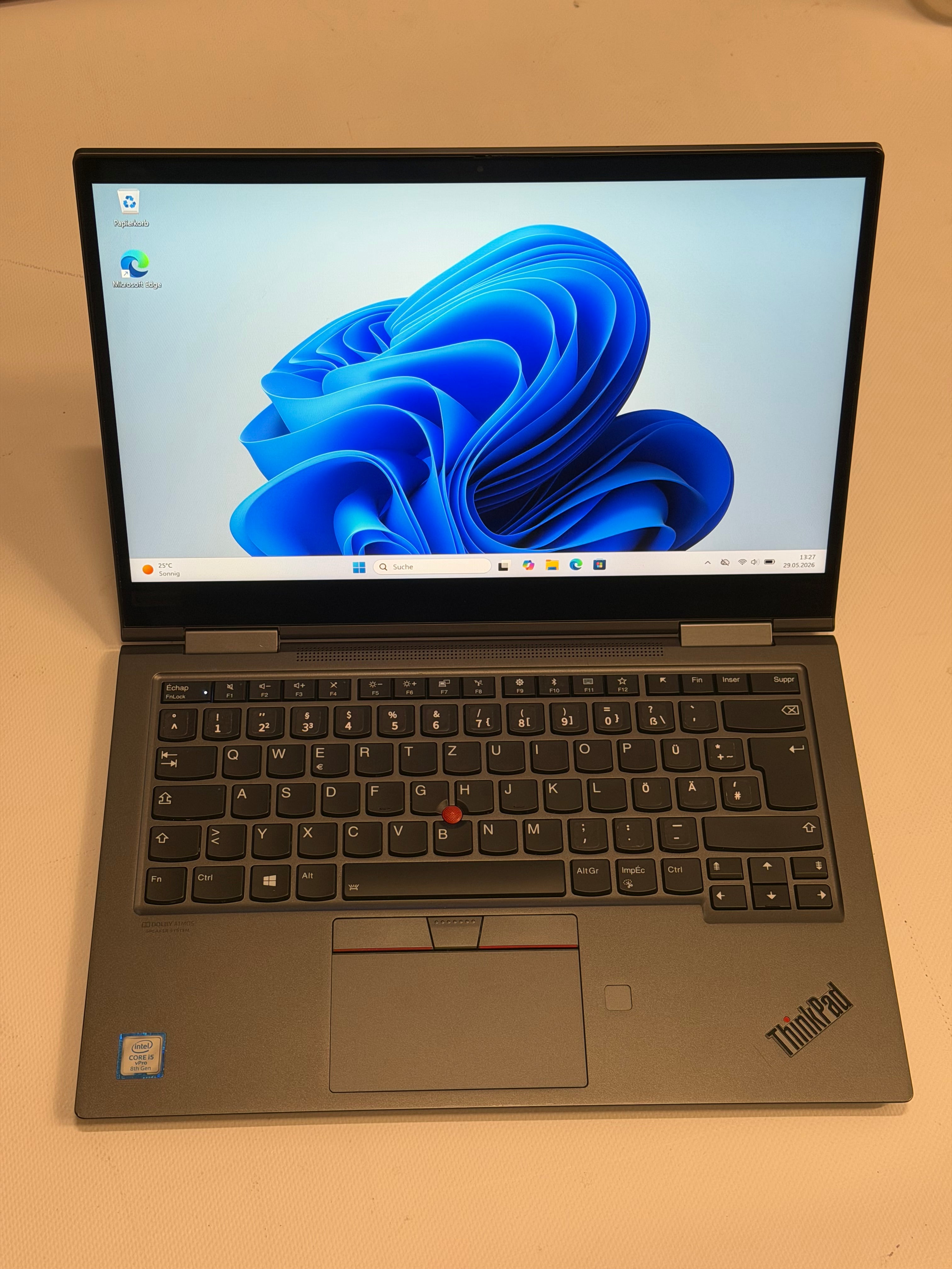 Lenovo ThinkPad X1 Yoga G4 – i5, 16 GB RAM, 256 GB SSD, SIM, Stift, Akku 100 %