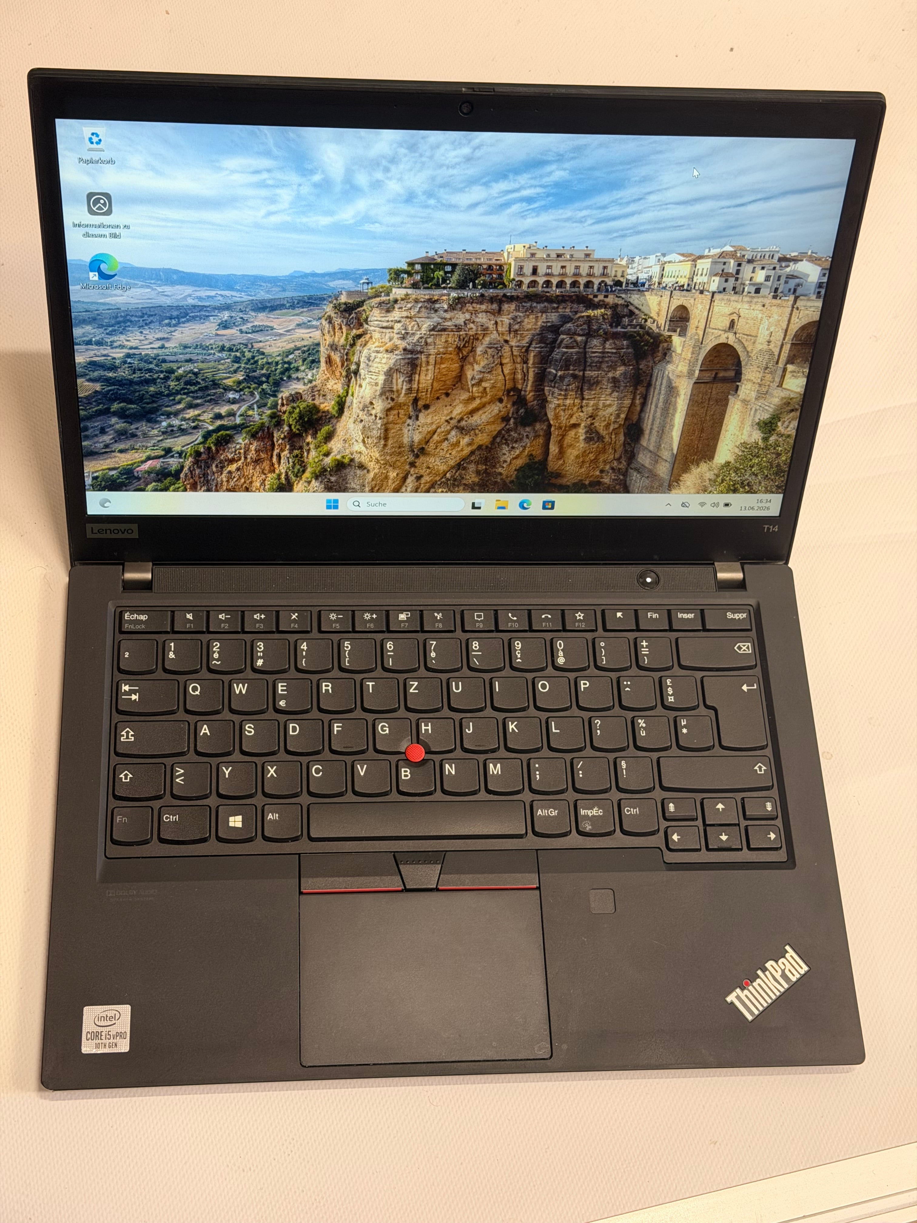 Lenovo ThinkPad T14 G1 # i5-10210U # 16 G # 256 g byte # Rechnung mit 12 Monate Garantie