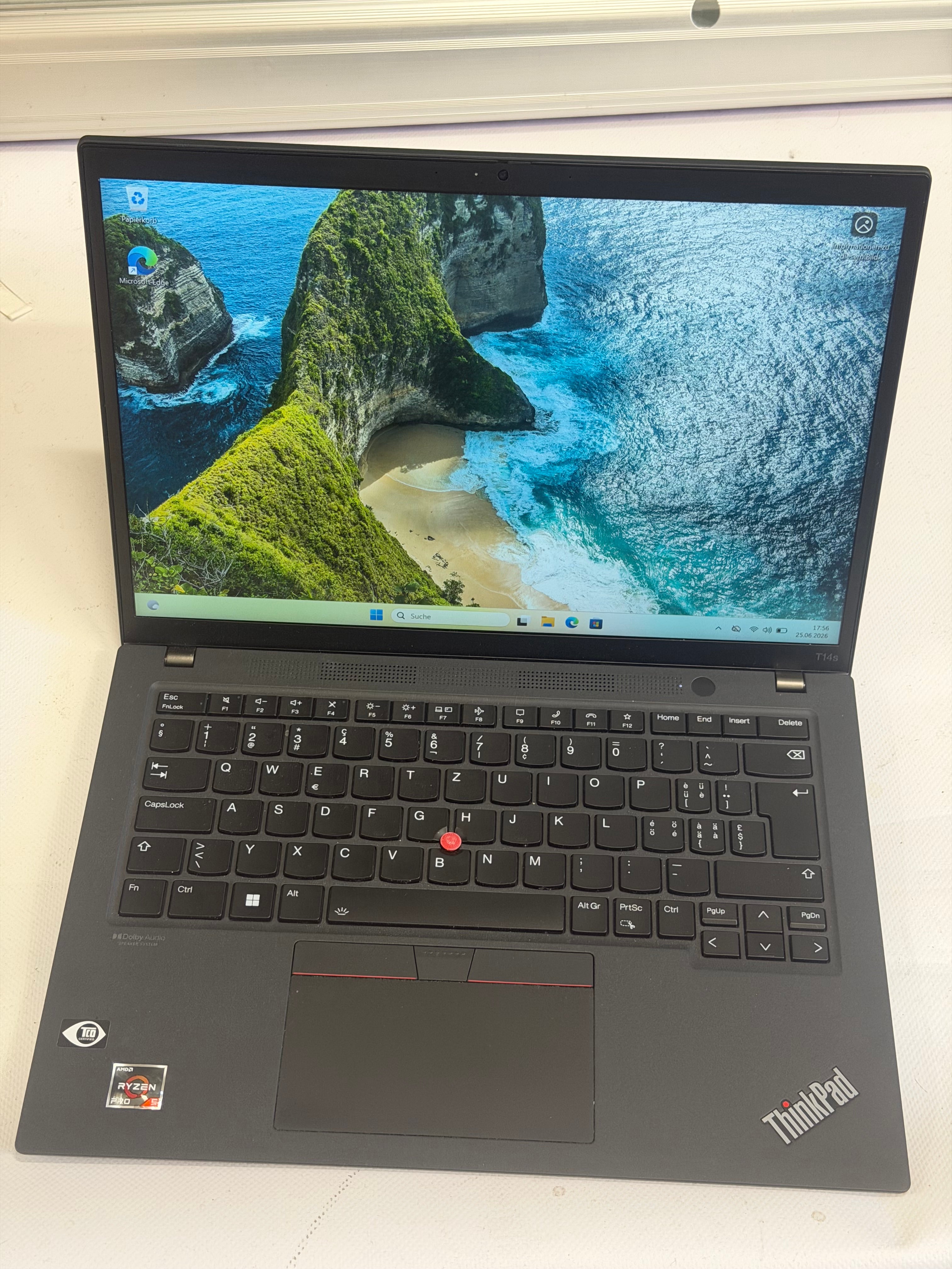 Lenovo ThinkPad T14s Gen 3 – AMD Ryzen 5 PRO 6650U, 16 GB RAM, 256 GB NVMe SSD, 14" Full HD, Windows 11 Pro