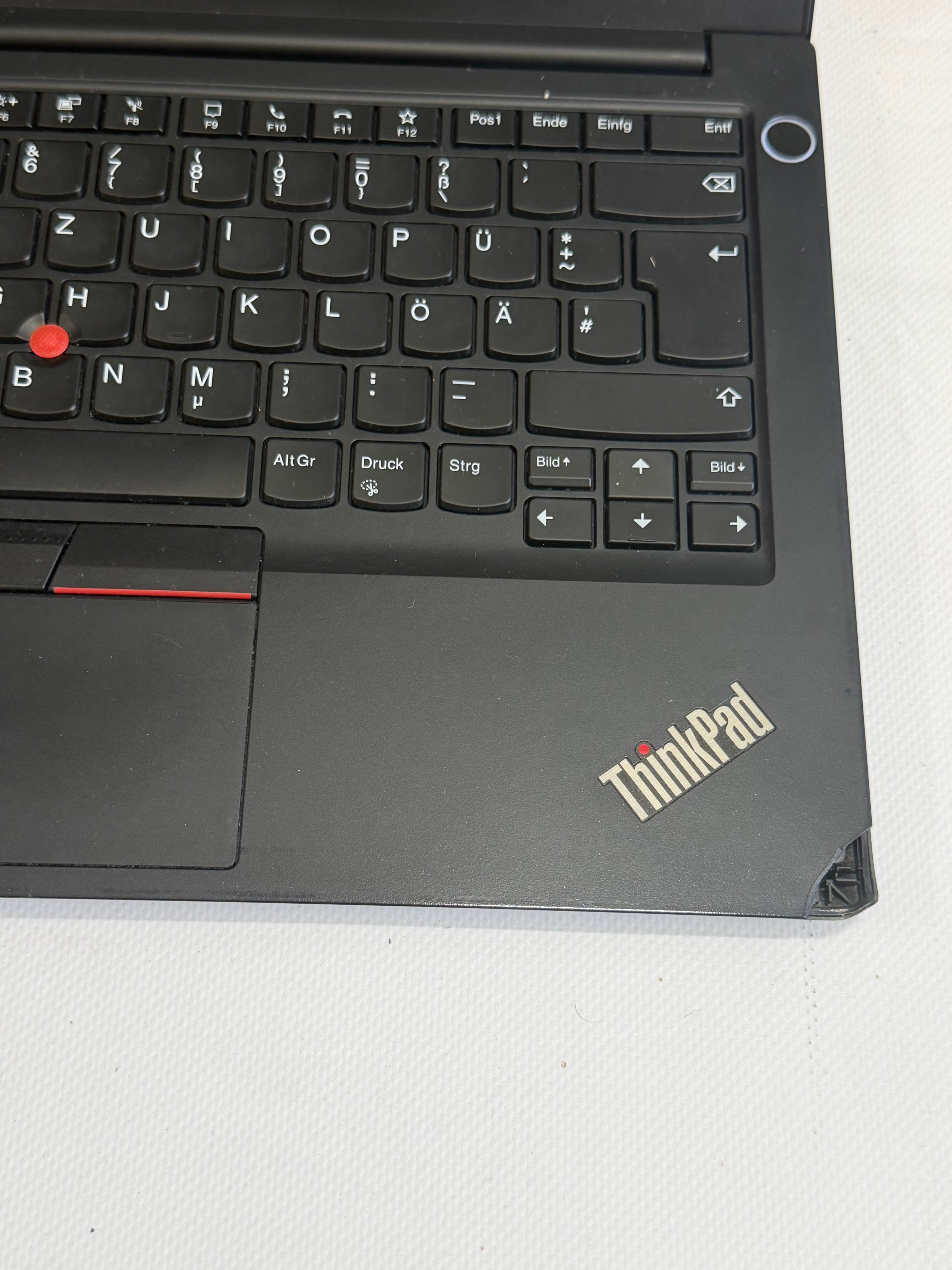 Lenovo ThinkPad E14 Gen 2 B-Ware – seitlicher Bruch siehe Foto 2, Intel Core i5-1135G7, 16 GB RAM, 256 GB SSD, 14" Full HD, Windows 11 Pro
