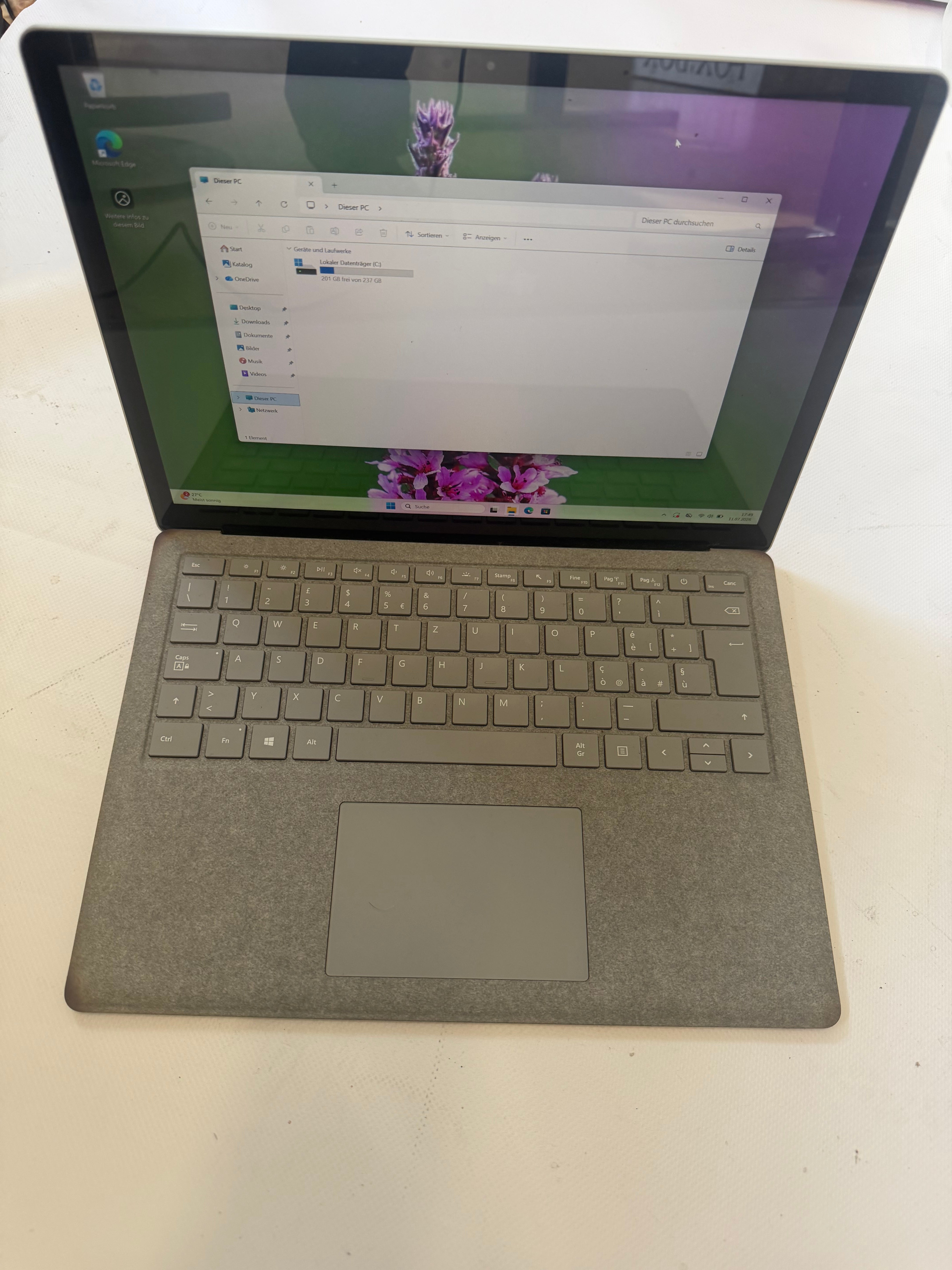 Microsoft Surface Laptop 2