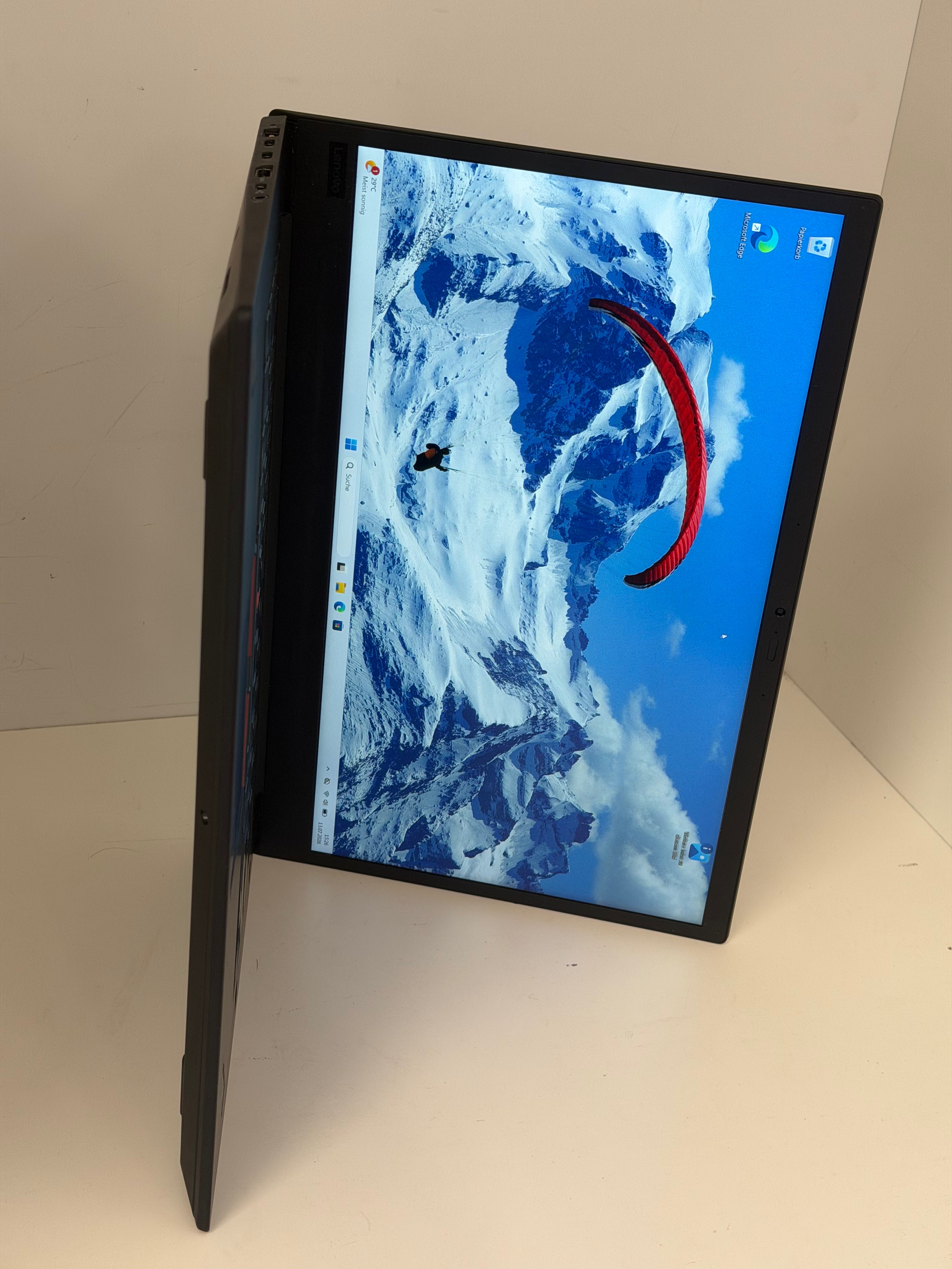 Lenovo ThinkPad P1 Gen 2 – Intel Core i7-9850H, 64 GB RAM, 512 GB SSD, NVIDIA Quadro P2000, 15,6" Full HD, Windows 11 Pro