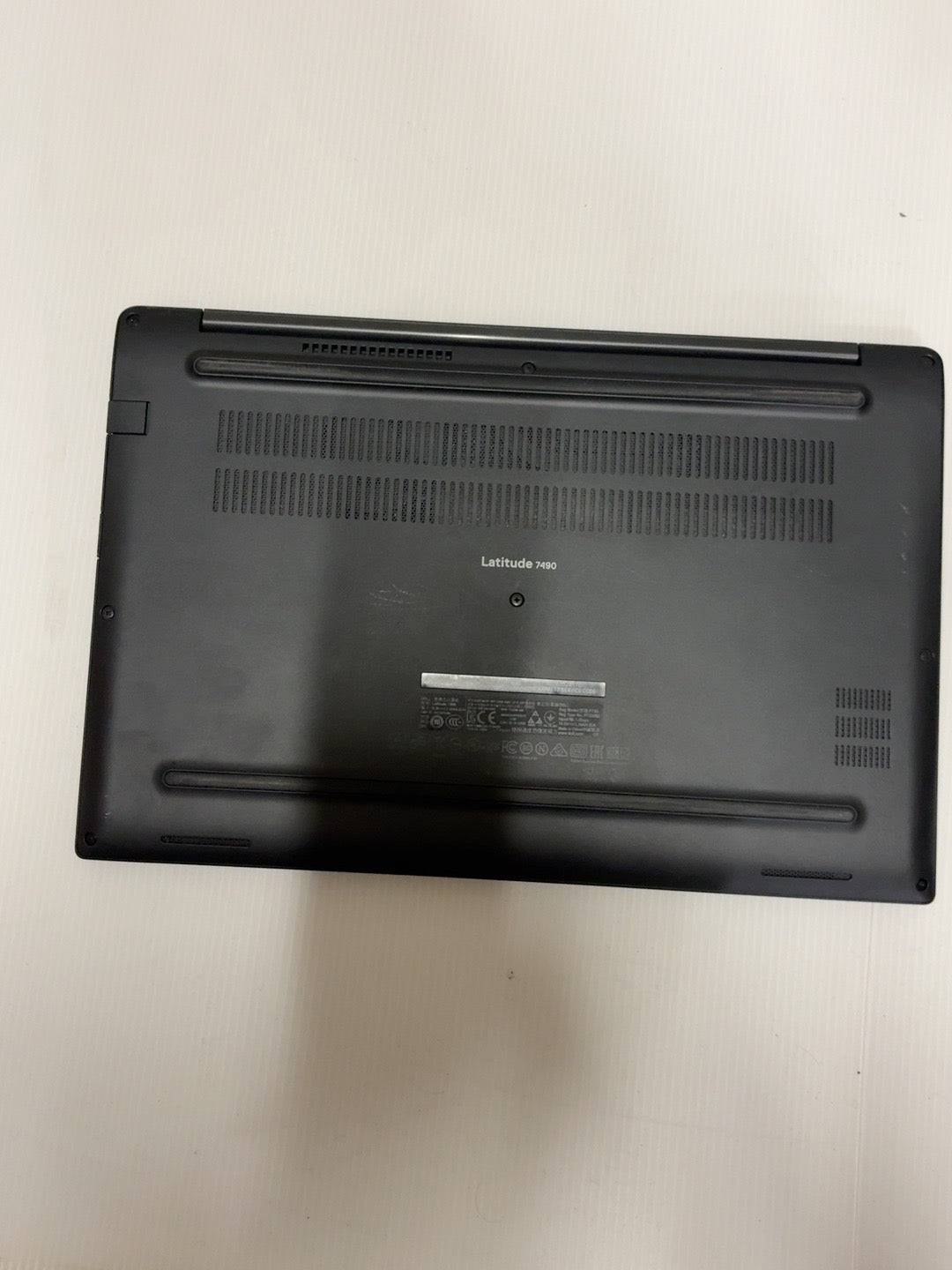 Dell Latitude 7490 – Intel Core i7-8650U, 16 GB RAM, 256 GB SSD, 14" Full HD, Windows 11 Pro | 12 Monate Garantie